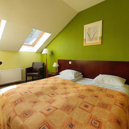 Good Stay Eiropa Hotel Economy Jūrkalne Εξωτερικό φωτογραφία