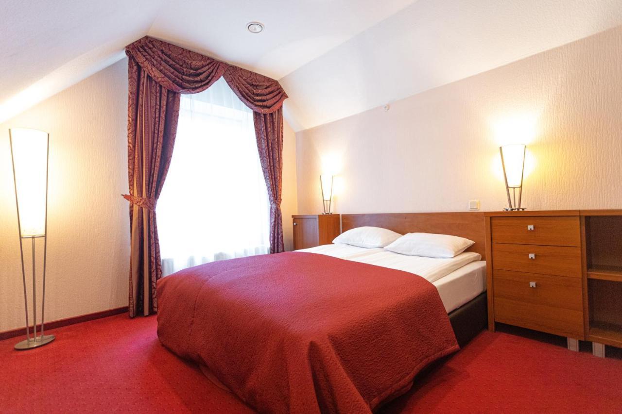 Good Stay Eiropa Hotel Economy Jūrkalne Εξωτερικό φωτογραφία