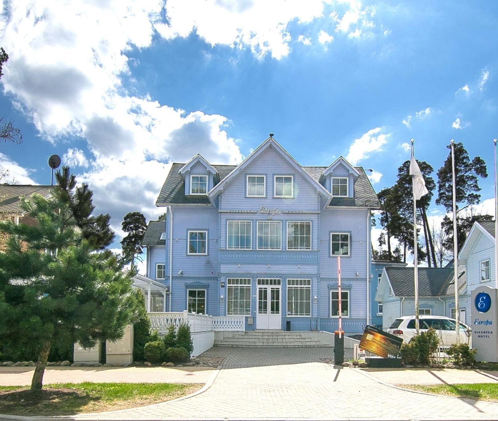 Good Stay Eiropa Hotel Economy Jūrkalne Εξωτερικό φωτογραφία