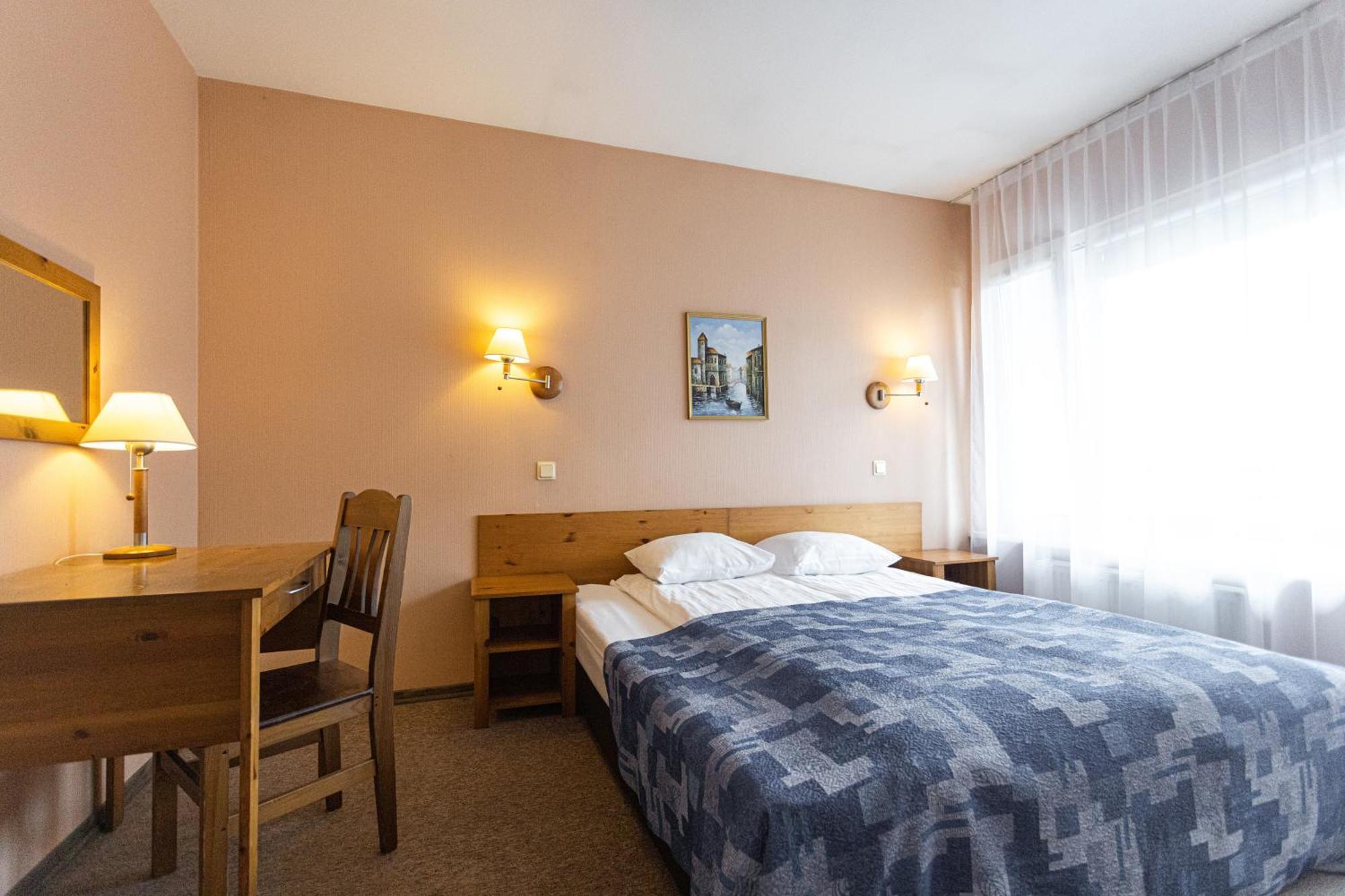 Good Stay Eiropa Hotel Economy Jūrkalne Εξωτερικό φωτογραφία